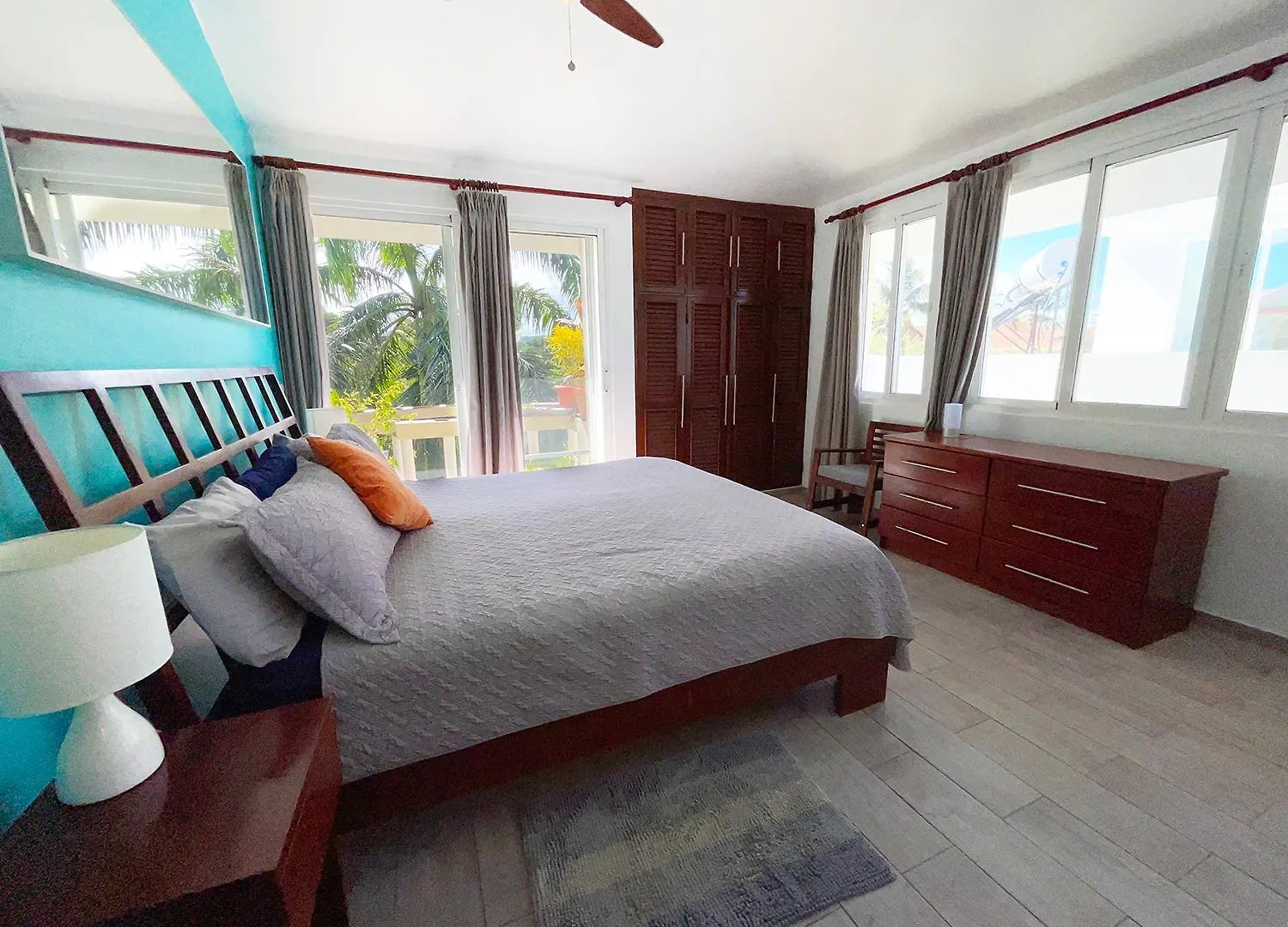 Best-View Penthouse On Kite Beach, 카바레테 0*,